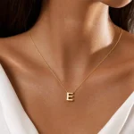 گردنبند زنانه طرح طلایی